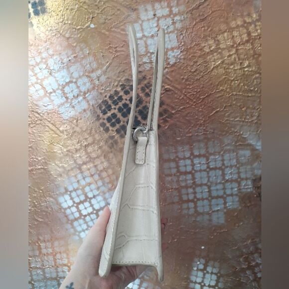 Zara Cream Faux Leather Croc-Embossed Women's Bag - Picture 9 of 14